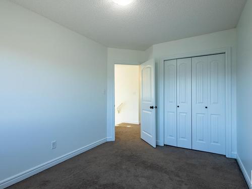 16808 40 Street, Edmonton, AB - Indoor Photo Showing Other Room