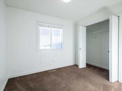 16808 40 Street, Edmonton, AB - Indoor Photo Showing Other Room