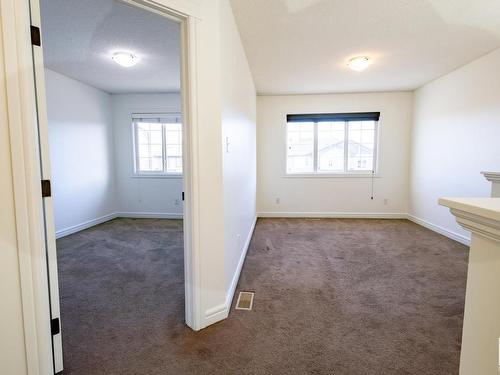 16808 40 Street, Edmonton, AB - Indoor Photo Showing Other Room