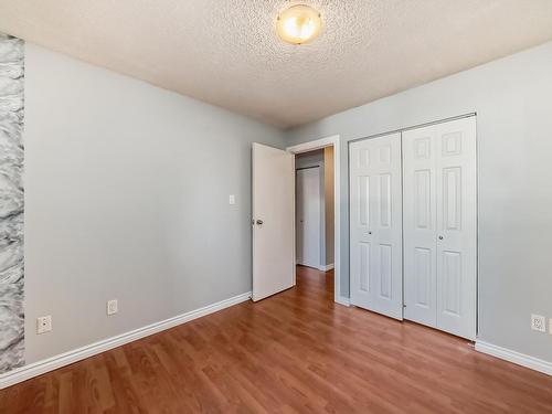 28 3111 142 Avenue, Edmonton, AB - Indoor Photo Showing Other Room