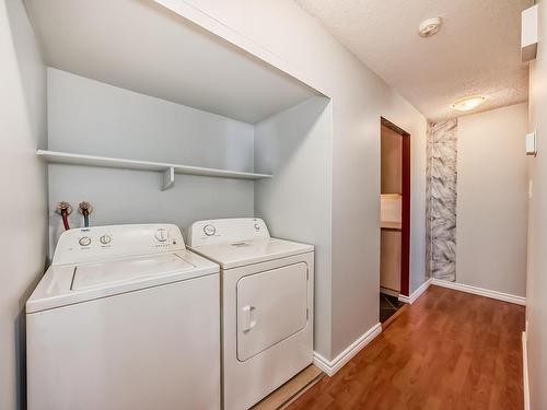 28 3111 142 Avenue, Edmonton, AB - Indoor Photo Showing Laundry Room