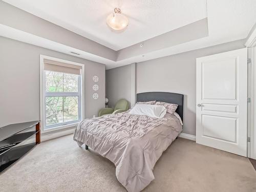 302 10232 115 Street, Edmonton, AB - Indoor Photo Showing Bedroom