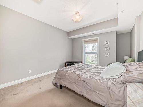 302 10232 115 Street, Edmonton, AB - Indoor Photo Showing Bedroom