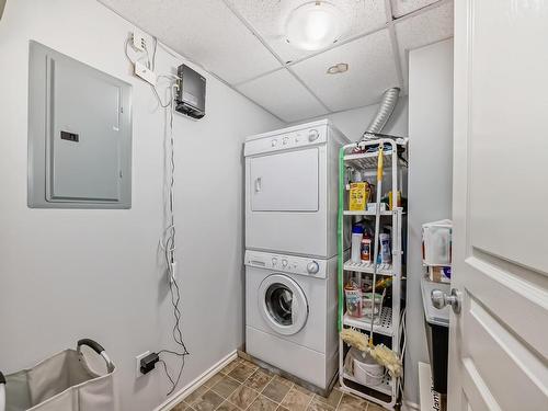 302 10232 115 Street, Edmonton, AB - Indoor Photo Showing Laundry Room