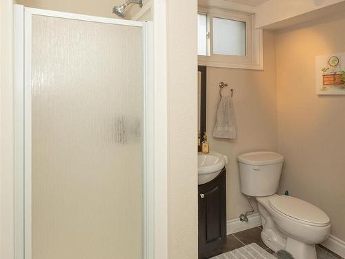 10603 103A Street, Westlock, AB - Indoor Photo Showing Bathroom