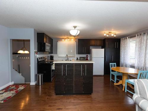 10603 103A Street, Westlock, AB - Indoor Photo Showing Kitchen