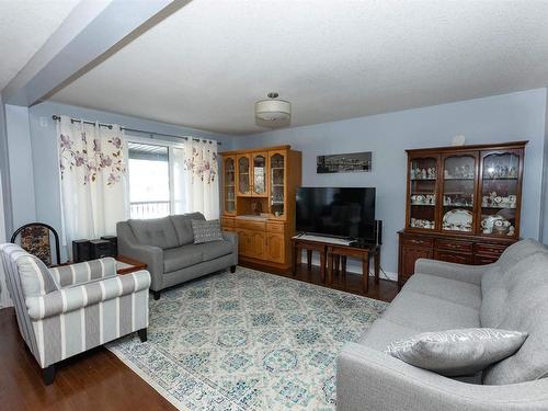 10603 103A Street, Westlock, AB - Indoor Photo Showing Living Room