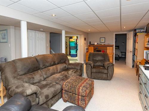 10603 103A Street, Westlock, AB - Indoor Photo Showing Living Room