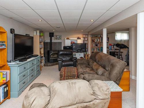 10603 103A Street, Westlock, AB - Indoor Photo Showing Living Room