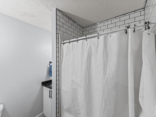 1508 48 Street, Edmonton, AB - Indoor Photo Showing Bathroom