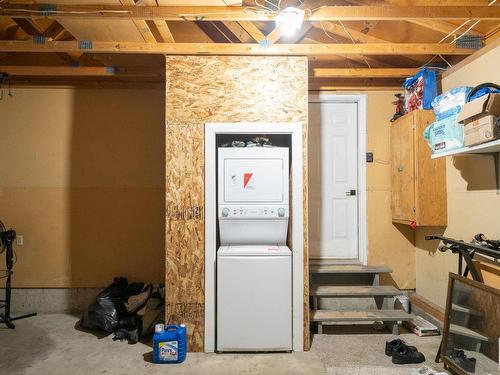 1508 48 Street, Edmonton, AB - Indoor Photo Showing Laundry Room