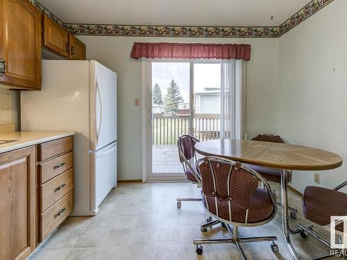 17314 Callingwood Road, Edmonton, AB - Indoor