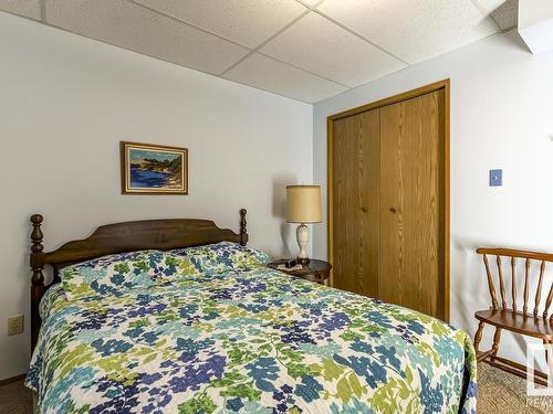 17314 Callingwood Road, Edmonton, AB - Indoor Photo Showing Bedroom