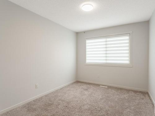 20115 26 Avenue, Edmonton, AB - Indoor Photo Showing Other Room