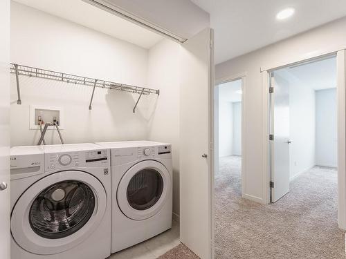 20115 26 Avenue, Edmonton, AB - Indoor Photo Showing Laundry Room