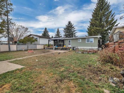 3723 53A St, Wetaskiwin, AB 