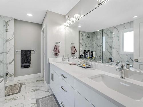 1756 18 Street, Edmonton, AB - Indoor Photo Showing Bathroom