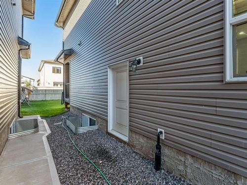 1756 18 Street, Edmonton, AB - Outdoor With Exterior