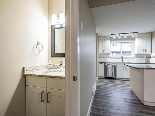 11638 80 Street, Edmonton, AB - Indoor Photo Showing Kitchen