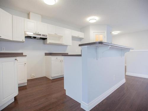 14015 156 Avenue, Edmonton, AB - Indoor Photo Showing Kitchen