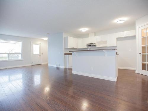 14015 156 Avenue, Edmonton, AB - Indoor Photo Showing Kitchen