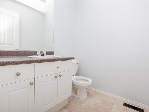 14015 156 Avenue, Edmonton, AB - Indoor Photo Showing Bathroom