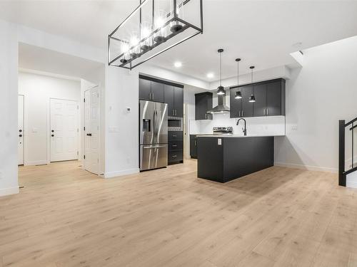 Edmonton, AB - Indoor Photo Showing Kitchen With Upgraded Kitchen