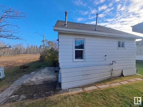 5278 51 St, Mayerthorpe, AB 