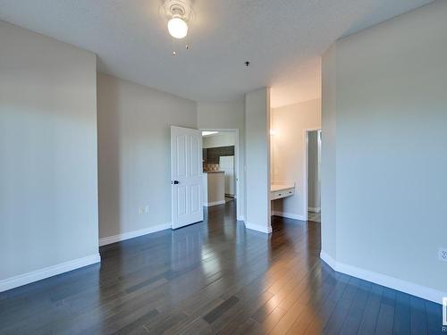 202 10809 Saskatchewan Drive, Edmonton, AB - Indoor Photo Showing Other Room