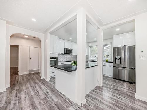 12835 122 Street, Edmonton, AB - Indoor Photo Showing Kitchen