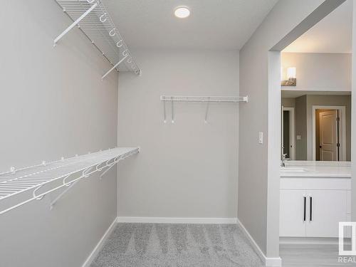 674 Kinglet Boulevard, Edmonton, AB - Indoor With Storage