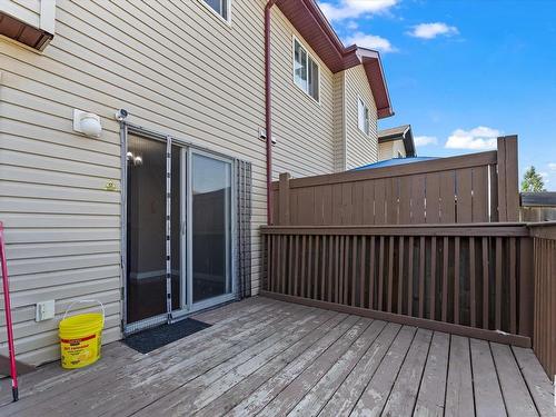 25 Meridian Lo, Stony Plain, AB 