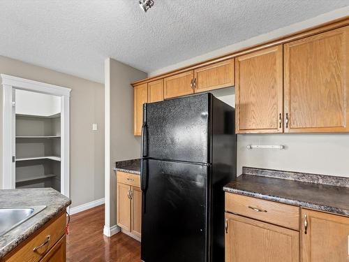 25 Meridian Lo, Stony Plain, AB 