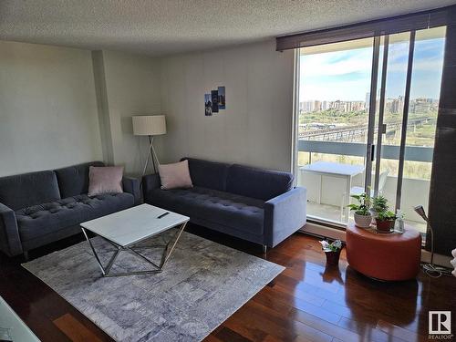 1403 10883 Saskatchewan Drive, Edmonton, AB - Indoor Photo Showing Living Room