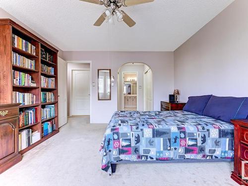 316 17151 94A Avenue, Edmonton, AB - Indoor Photo Showing Bedroom