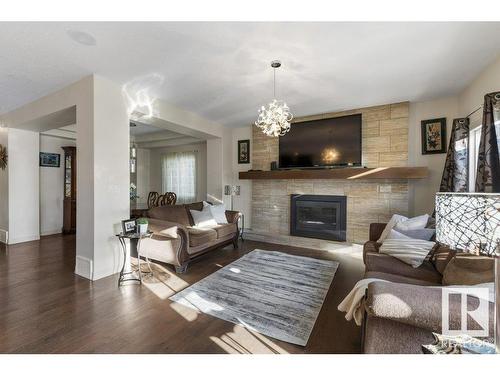 13827 142 Avenue, Edmonton, AB - Indoor Photo Showing Living Room With Fireplace