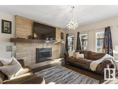 13827 142 Avenue, Edmonton, AB - Indoor Photo Showing Living Room With Fireplace