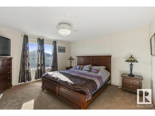 13827 142 Avenue, Edmonton, AB - Indoor Photo Showing Bedroom