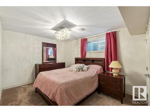 13827 142 Avenue, Edmonton, AB - Indoor Photo Showing Bedroom