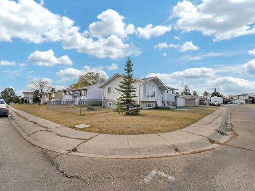 12403 159 Av Nw, Edmonton, AB 