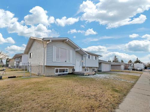 12403 159 Av Nw, Edmonton, AB 