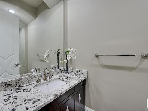 3126 Watson Green, Edmonton, AB - Indoor Photo Showing Bathroom