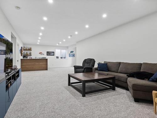 9 1118 Twp Road 534, Rural Parkland County, AB - Indoor Photo Showing Living Room