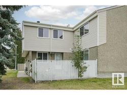 5841 RIVERBEND RD NW  Edmonton, AB T6H 5A8