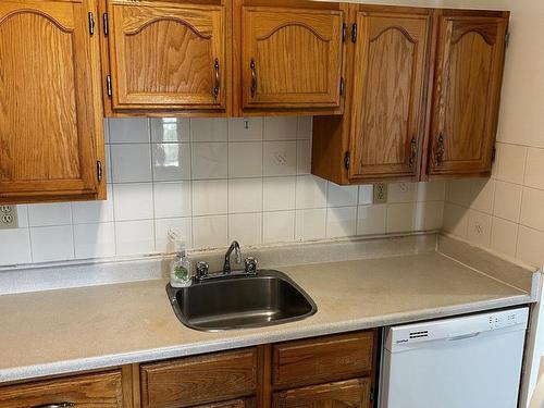 608 10145 109 Street, Edmonton, AB - Indoor Photo Showing Kitchen