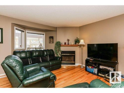 #36 901 Normandy Dr, Sherwood Park, AB 