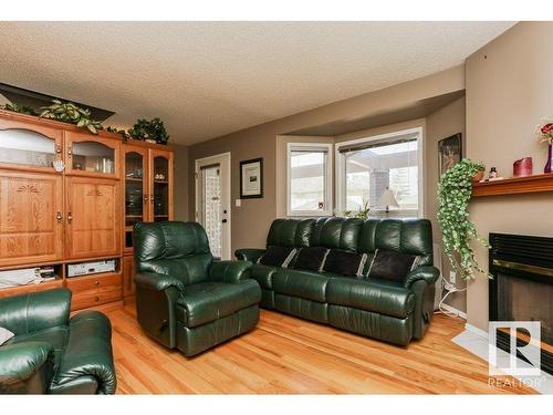 #36 901 Normandy Dr, Sherwood Park, AB 