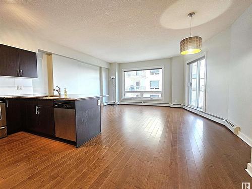 2505 10152 104 Street, Edmonton, AB - Indoor Photo Showing Kitchen