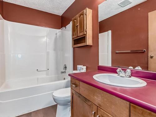 3561 53 Street, Wetaskiwin, AB - Indoor Photo Showing Bathroom