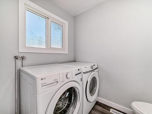 6048 37 Avenue Nw, Edmonton, AB - Indoor Photo Showing Laundry Room